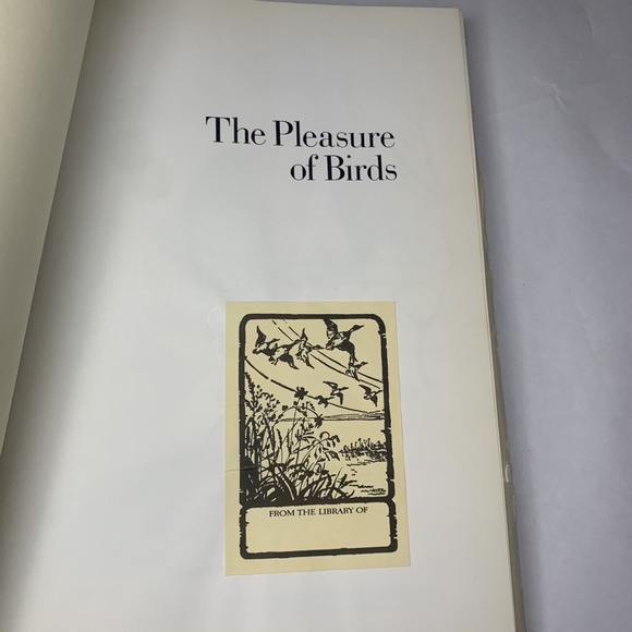 The Pleasure of Birds Hardcover Les Line An Audubon Treasury Ornithology… - Picture 6 of 8